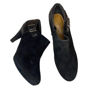 Clarks Collection Suede Leather Heeled Booties heels black shoes size 8.5 womens